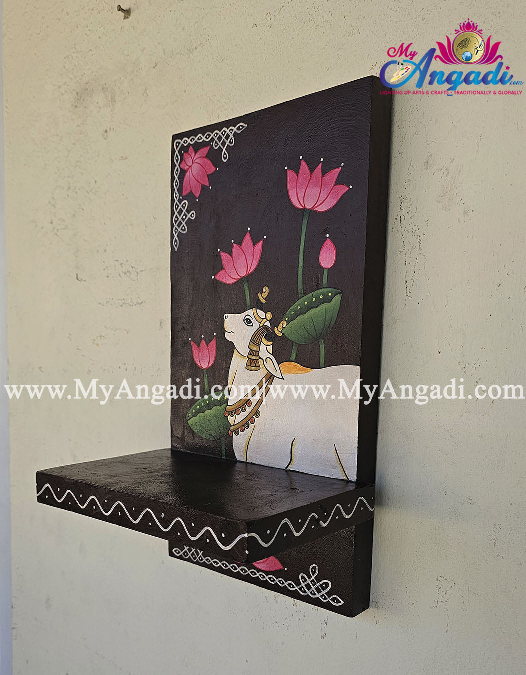 Vagai Wood Pichwai Cow Lamp Holder