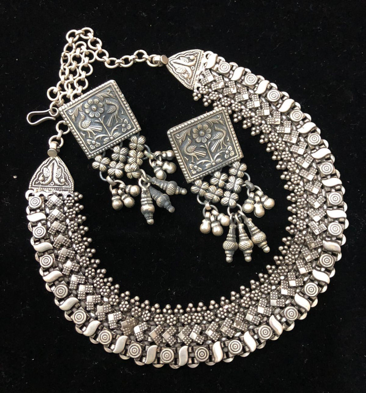 Kanakdharaa - Pure Silver Necklace