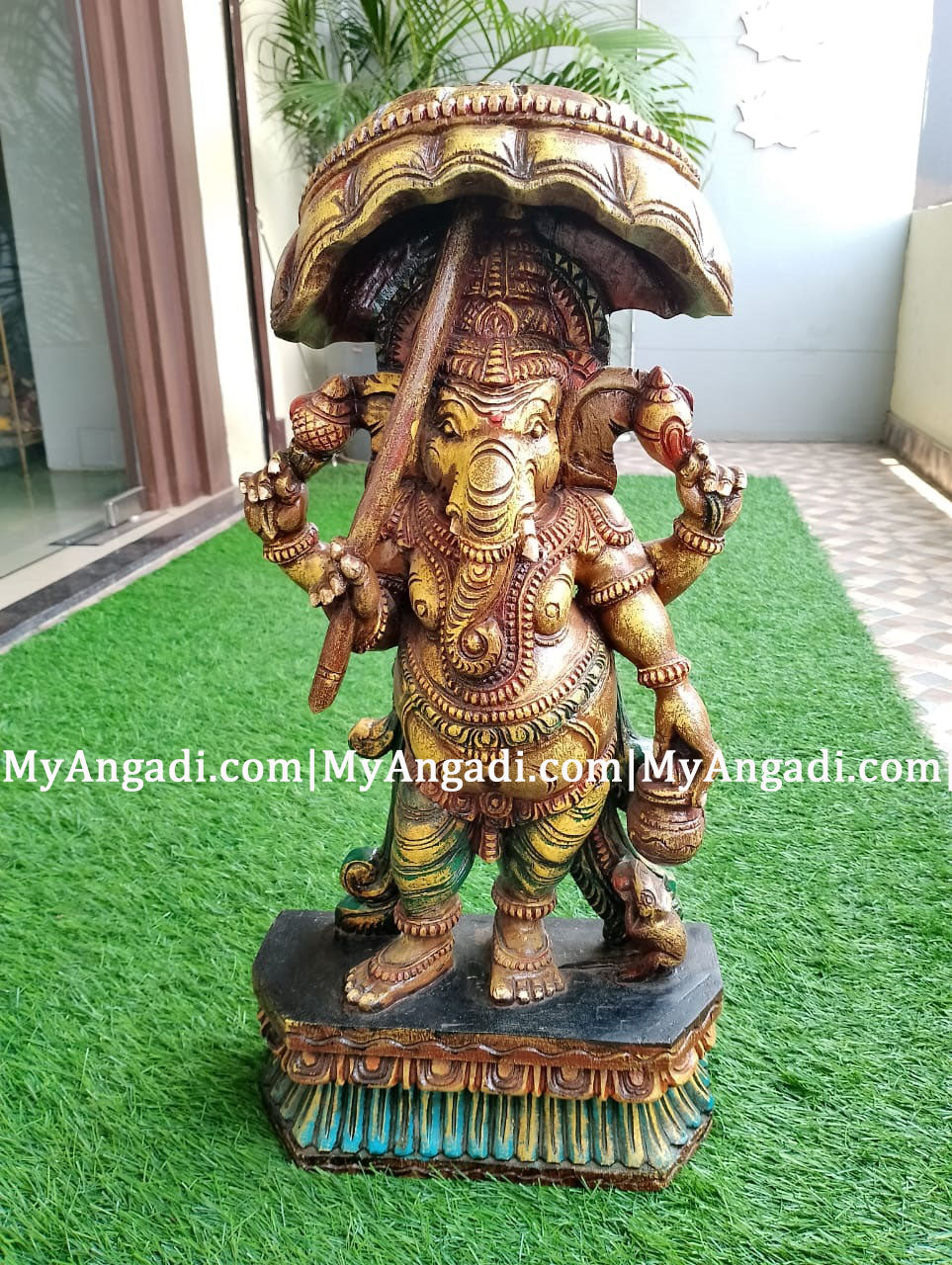 Vagai Wood Ganesha Statues